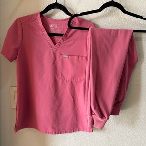 Figs Technical Collection Pink Top